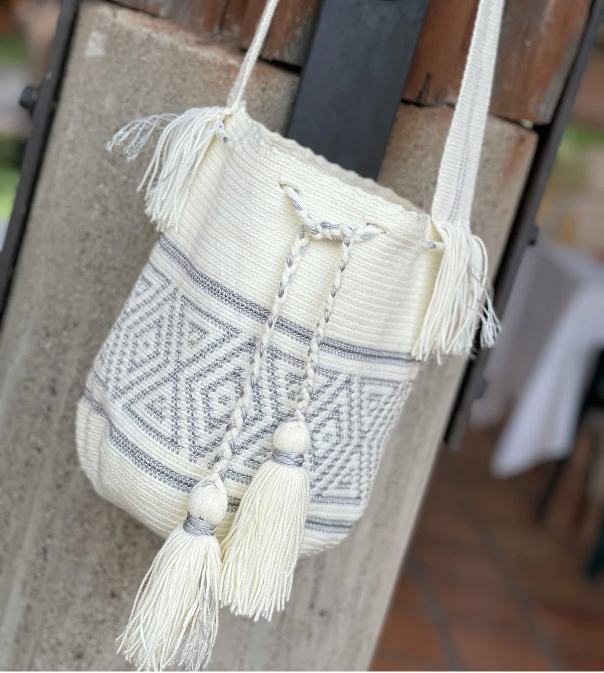 Aura Blanca Bag
